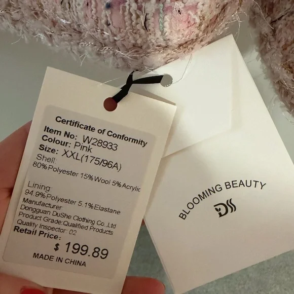 *NWT* Pink Tweed Women's Jacket with Metallic Thread & Fancy Buttons - Picture 8 of 14